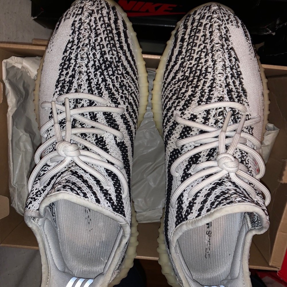 Zebra Yezzy V2 (First Drop) - image 6